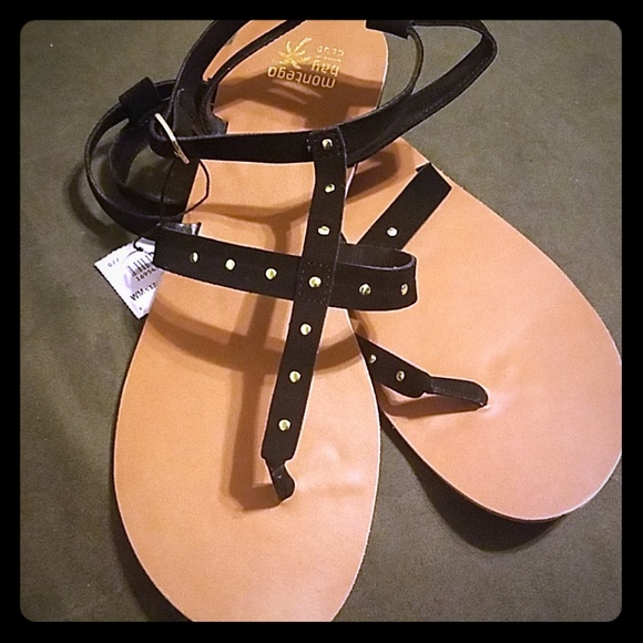 gold flat sandals size 11
